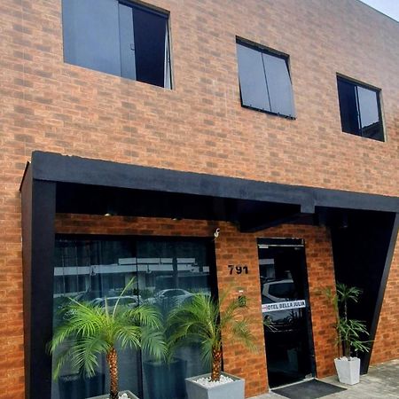 Hotel Bella Julia 주앵빌 외부 사진